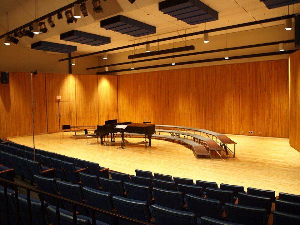 独唱音乐会演奏厅 Recital hall