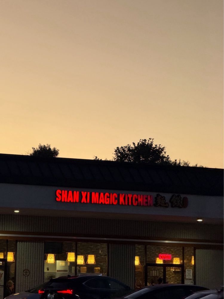 Shan Xi Magic Kitchen 陕西名吃